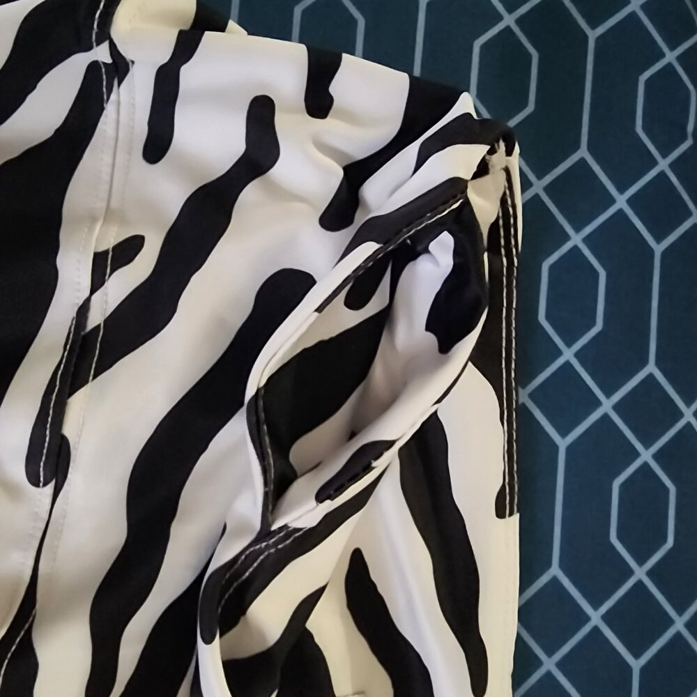 💖HP💖 Tipsy Elves Zebra Print High Waisted Leggings | M - Picture 4 of 8